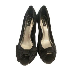 White House Black Market women size 8M Black Satin leather Peep-Toe bow Heels